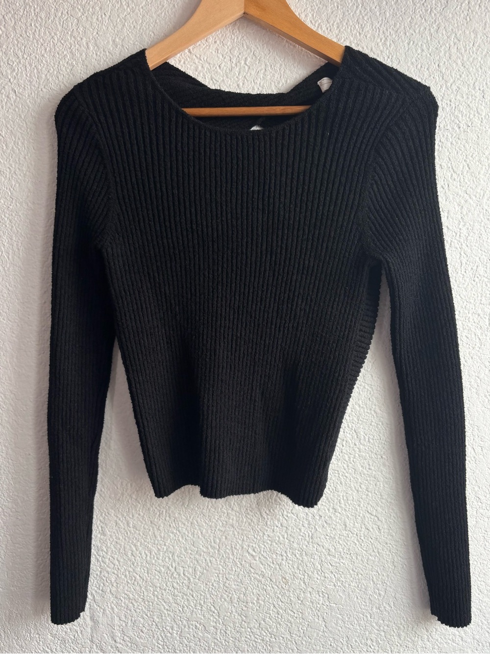 ASTR The Label Black Ribbed Long Sleeve Open Back Top Size Medium
